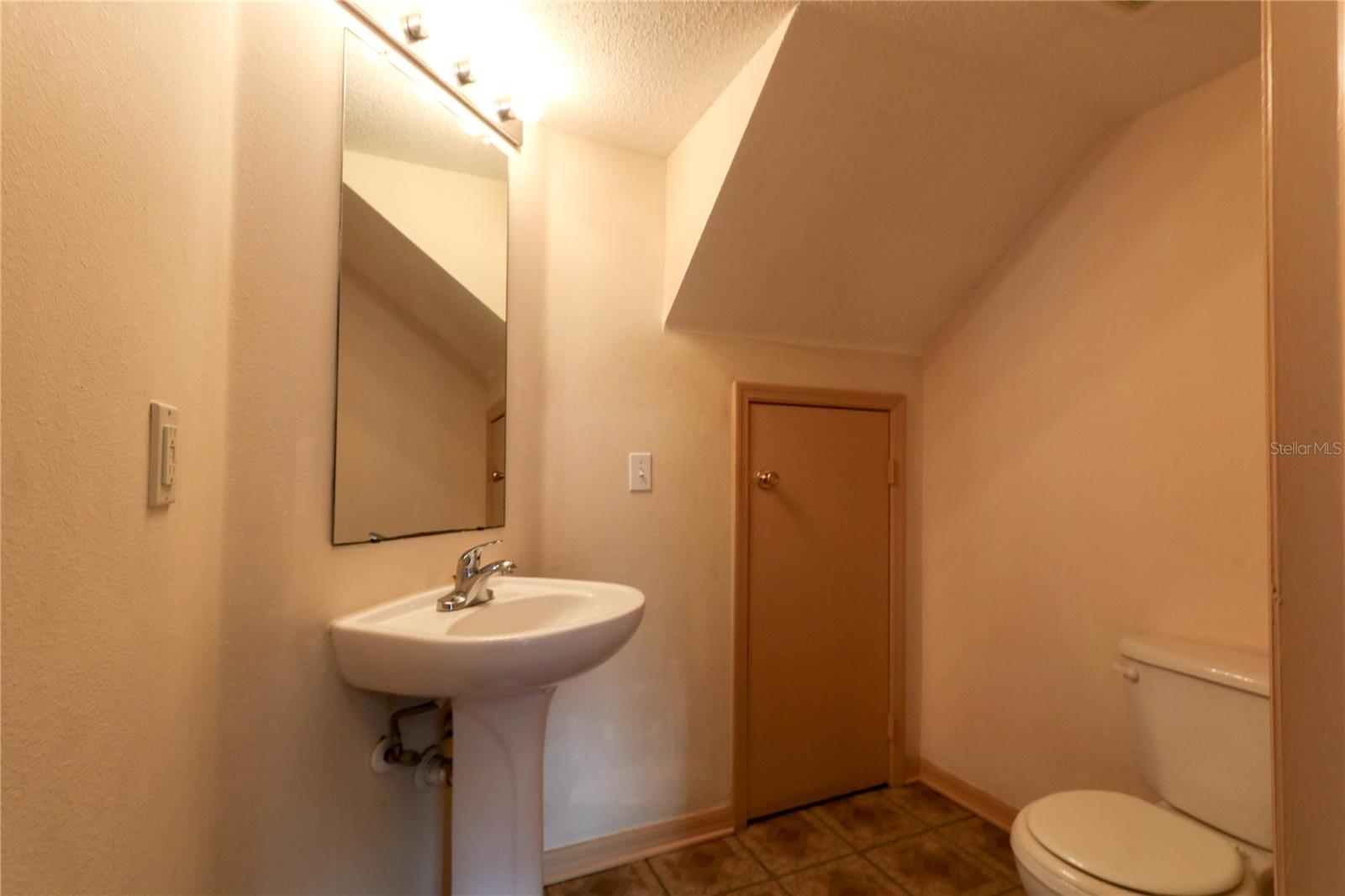 RIVERWALK AT WATERSIDE ISLAND - Residential Lease