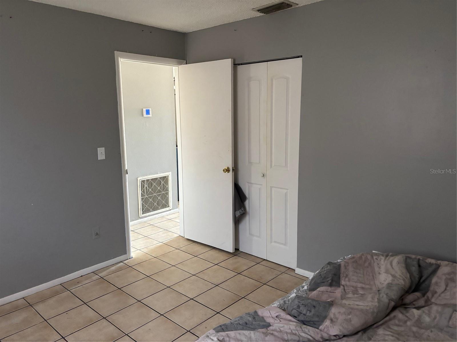 ACREAGE & UNREC - Residential Income
