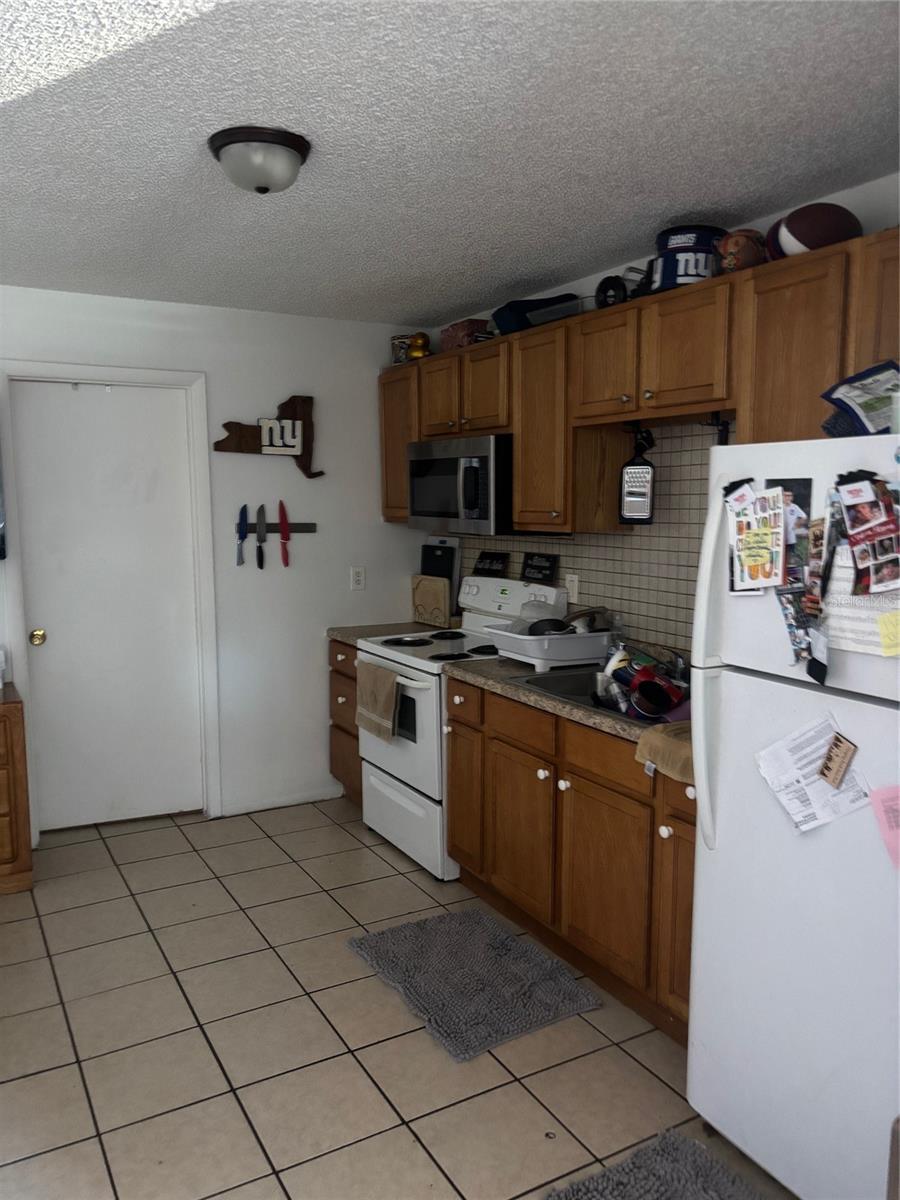 ACREAGE & UNREC - Residential Income