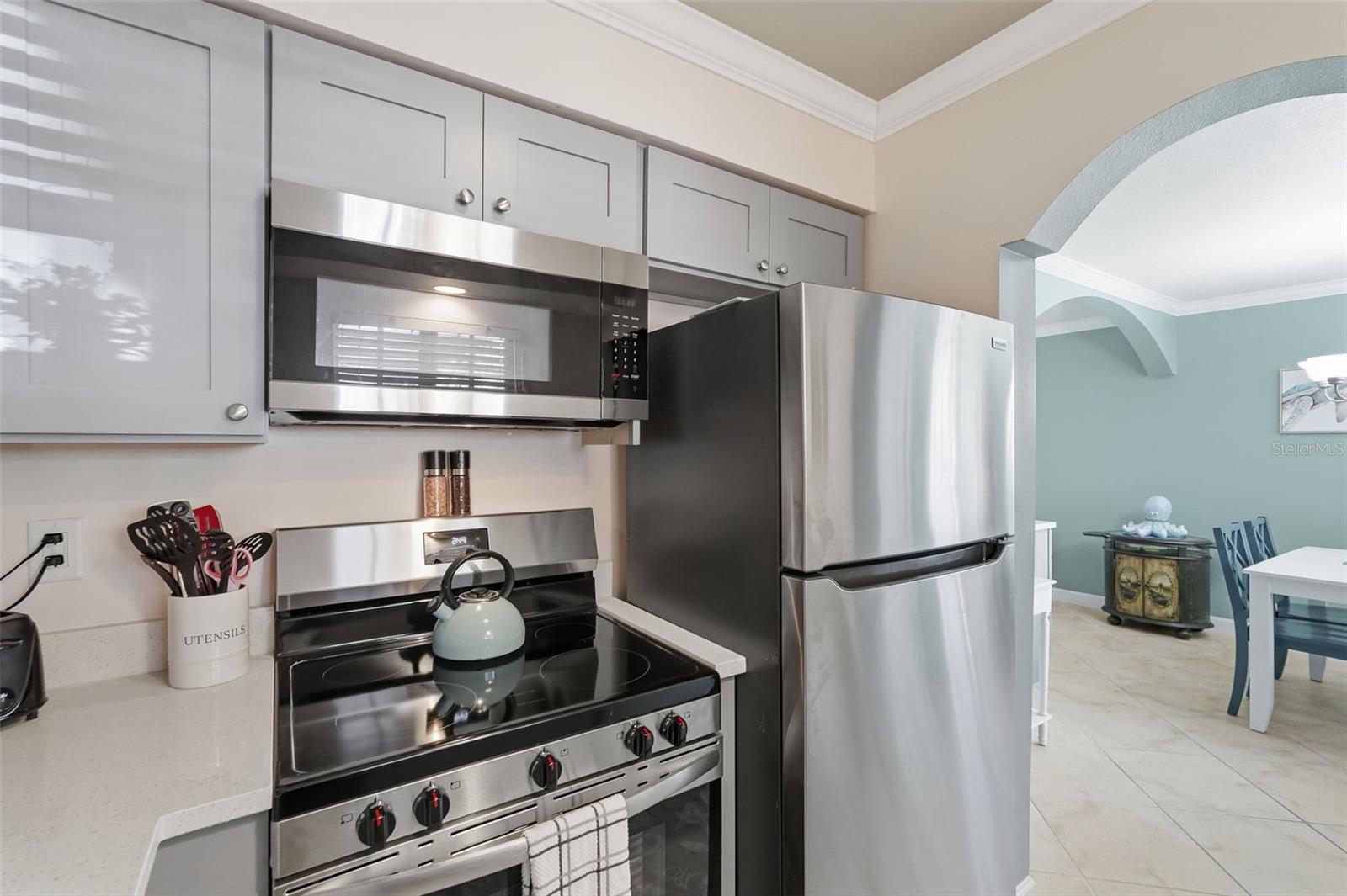 BAREFOOT BEACH RESORT OF INDIAN SHORES - Residential