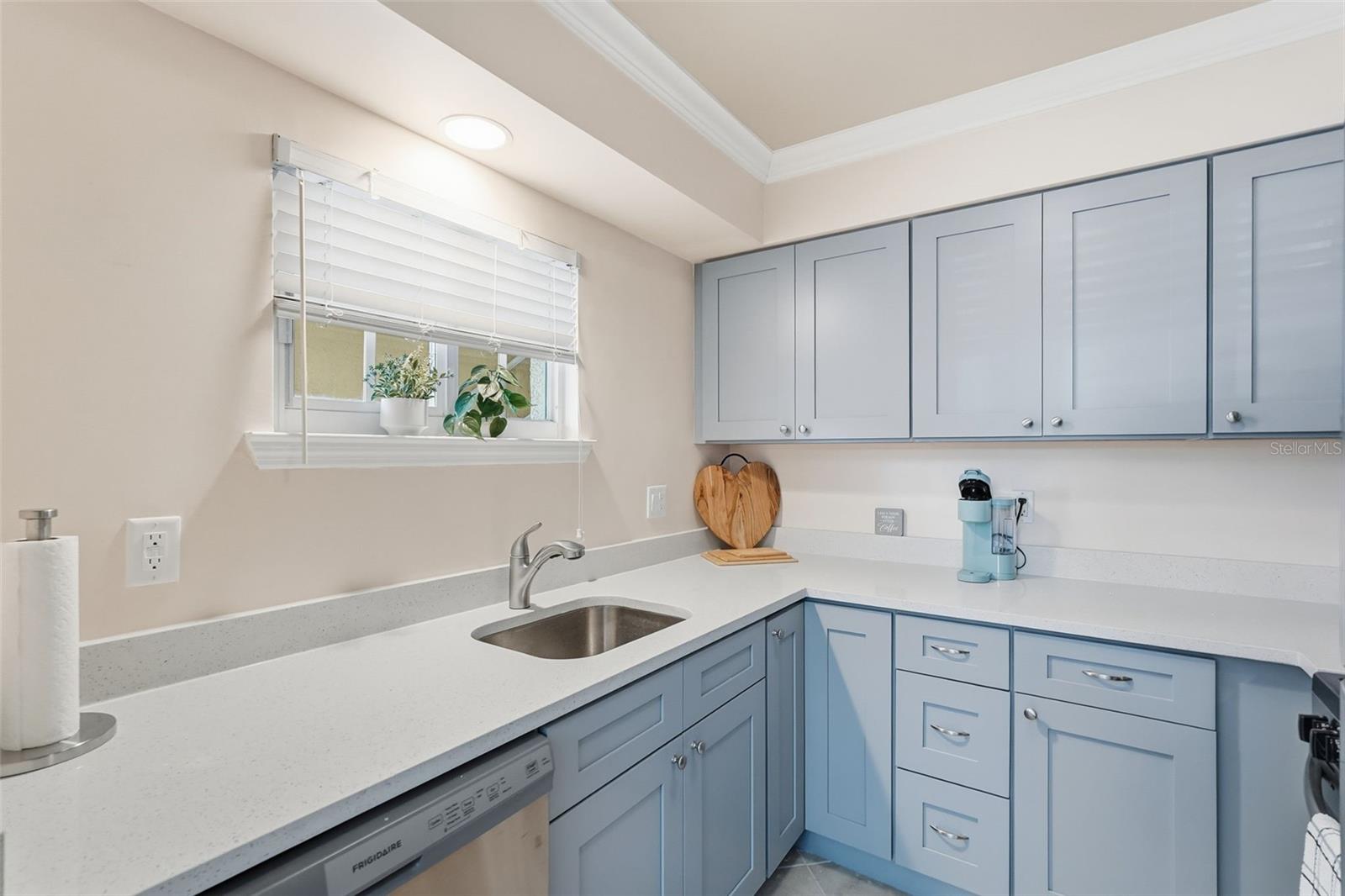 BAREFOOT BEACH RESORT OF INDIAN SHORES - Residential