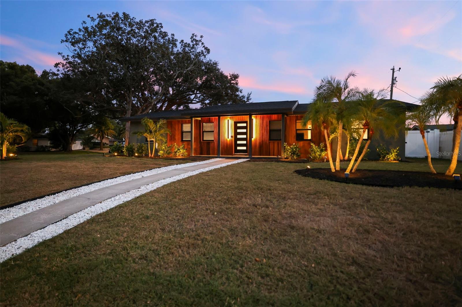 FAIRWAY ESTATES 5TH ADD - Residential