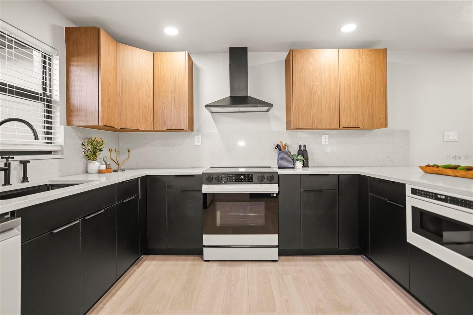 FAIRWAY ESTATES 5TH ADD - Residential