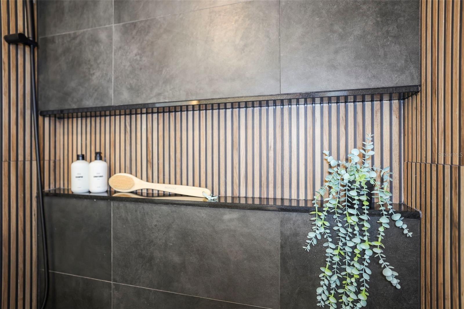 FAIRWAY ESTATES 5TH ADD - Residential