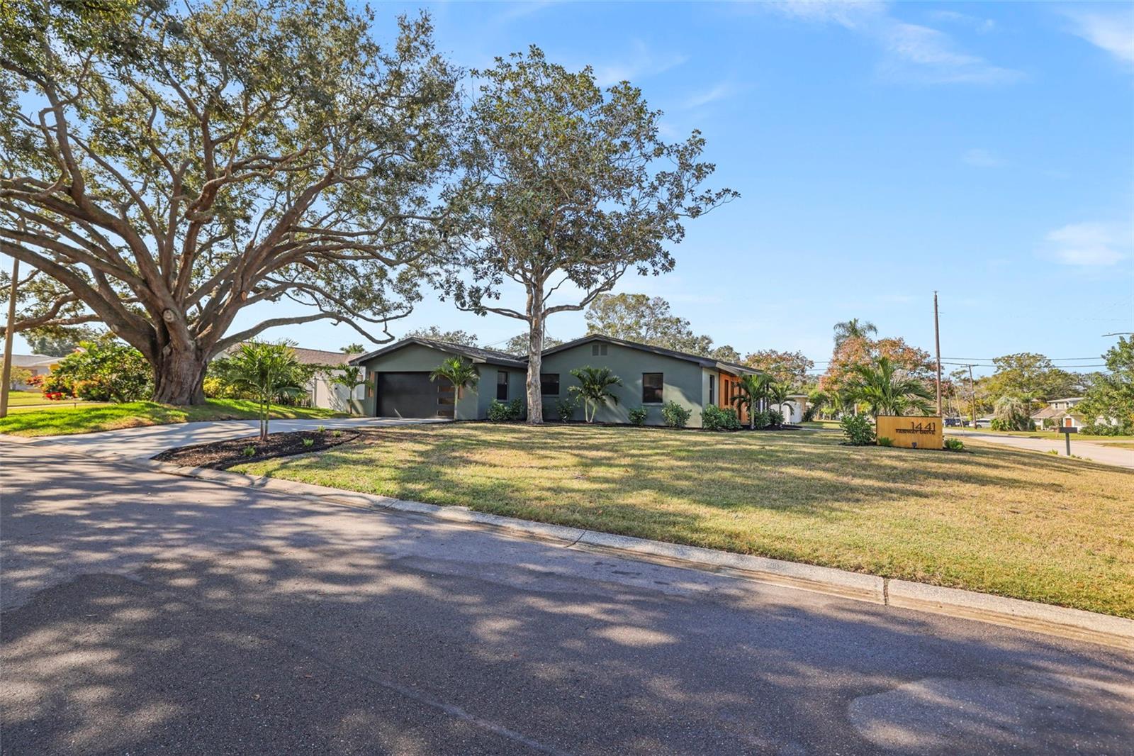 FAIRWAY ESTATES 5TH ADD - Residential