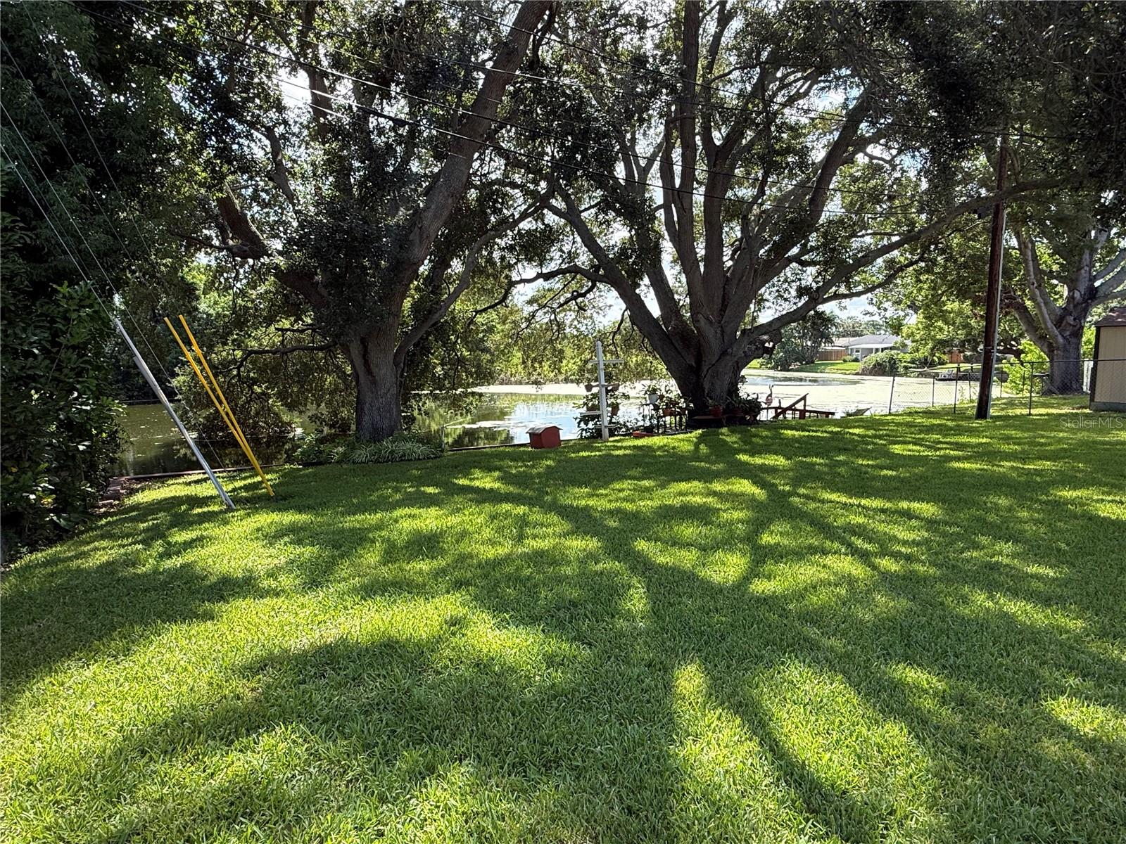 8927 LAKEWOOD DRIVE