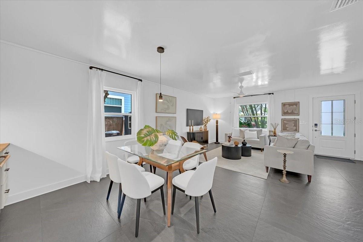 ROUSLYNN - Residential