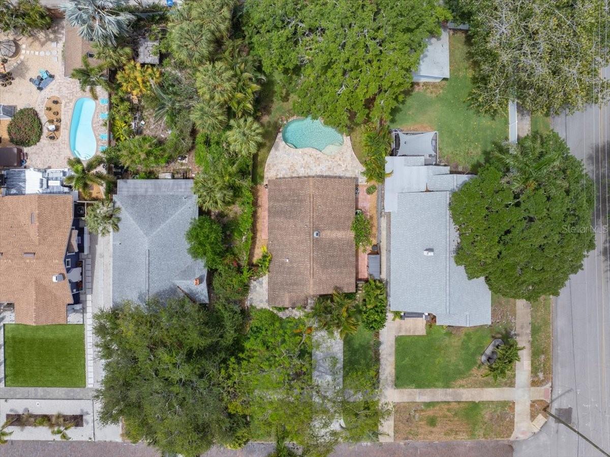 ROUSLYNN - Residential