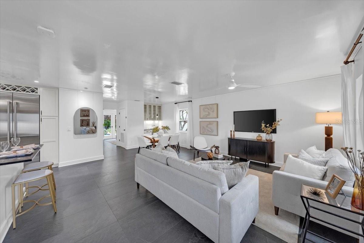 ROUSLYNN - Residential