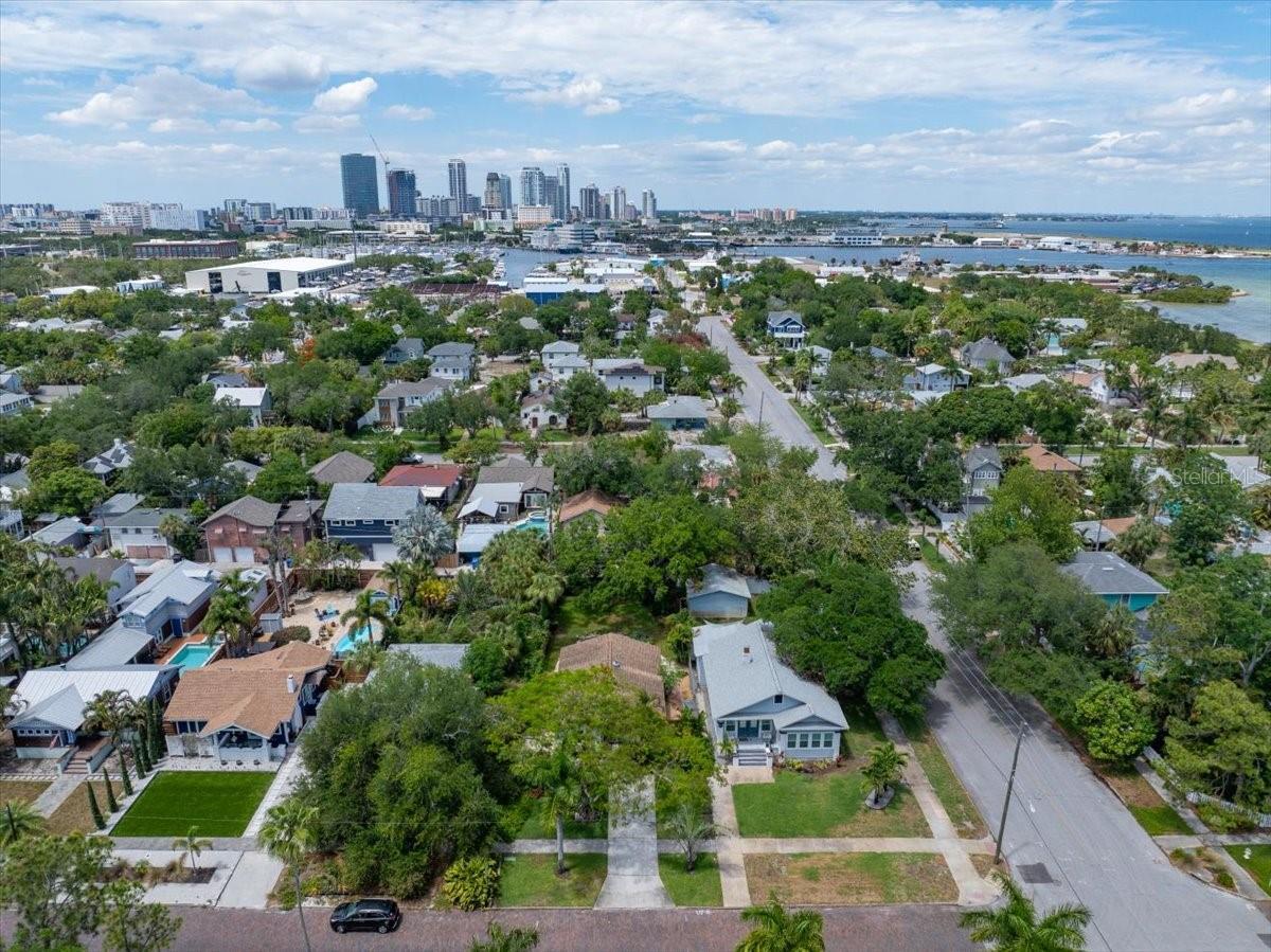 ROUSLYNN - Residential
