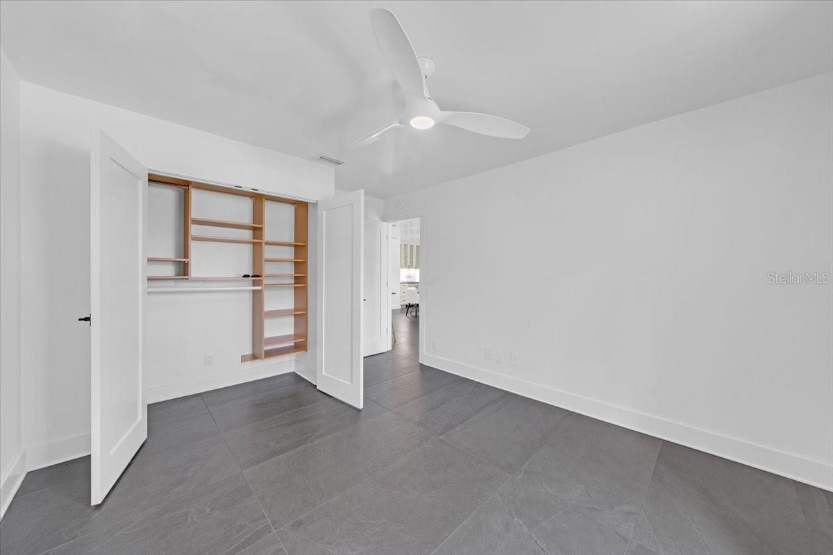 ROUSLYNN - Residential