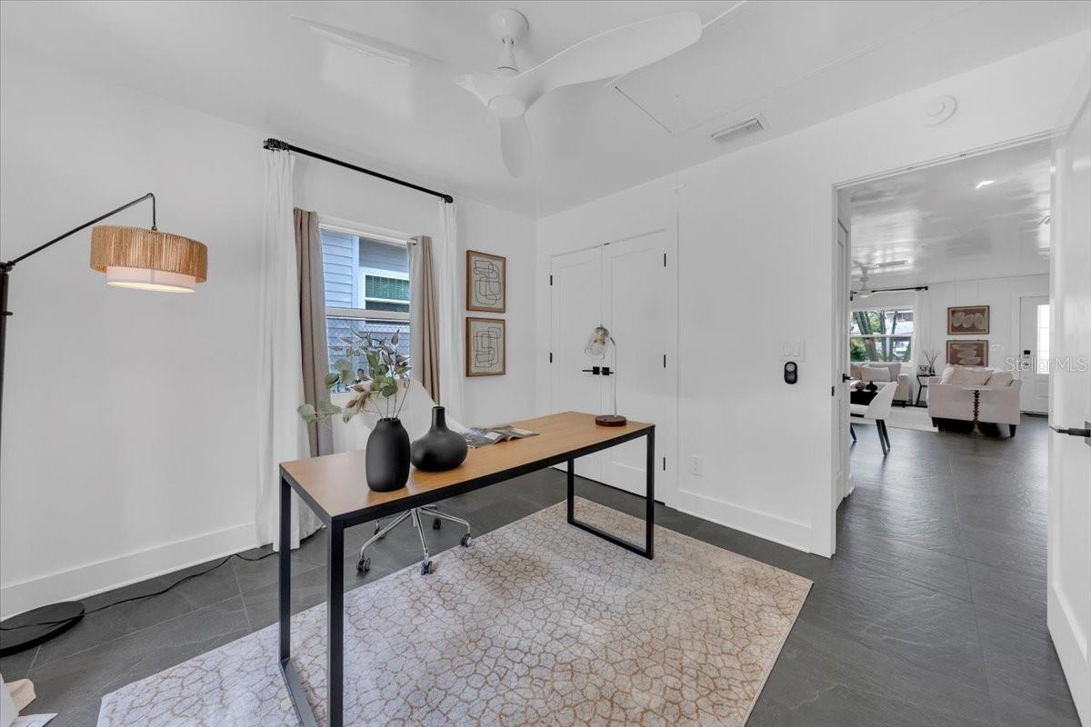 ROUSLYNN - Residential