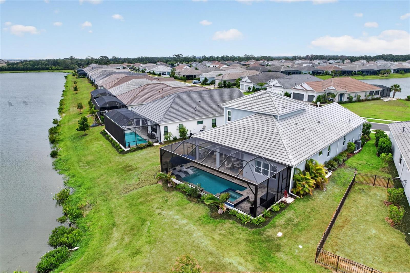 GRAND PARK PH 1 - Residential