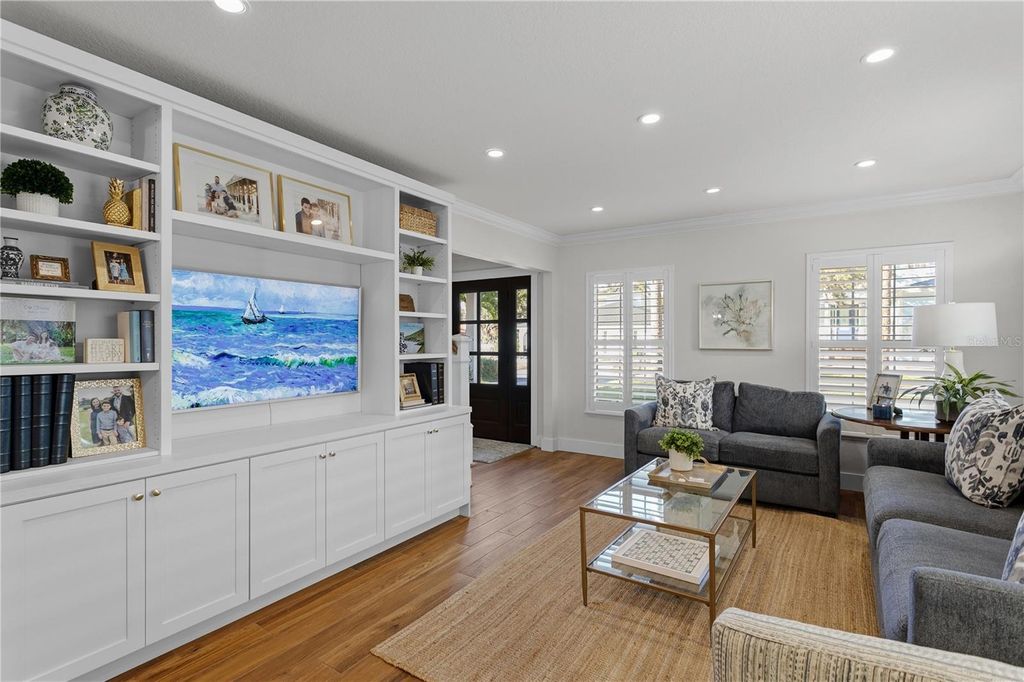 Photo of 4808 W Juno Street, Tampa, FL 33629 (MLS # TB8472801)