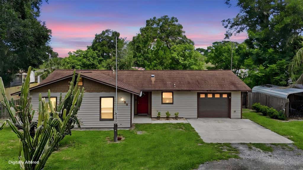 Photo of 1555 Rowe Lane, Deland, FL 32720 (MLS # V4950821)