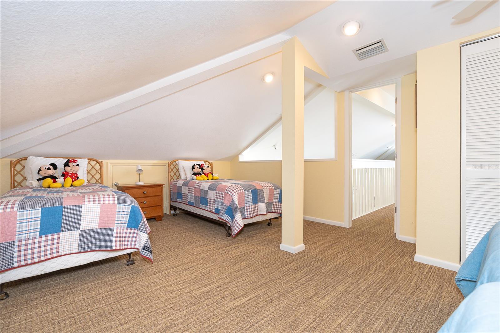 PALM ISLAND VILLAGE BLDG 05 - Residential