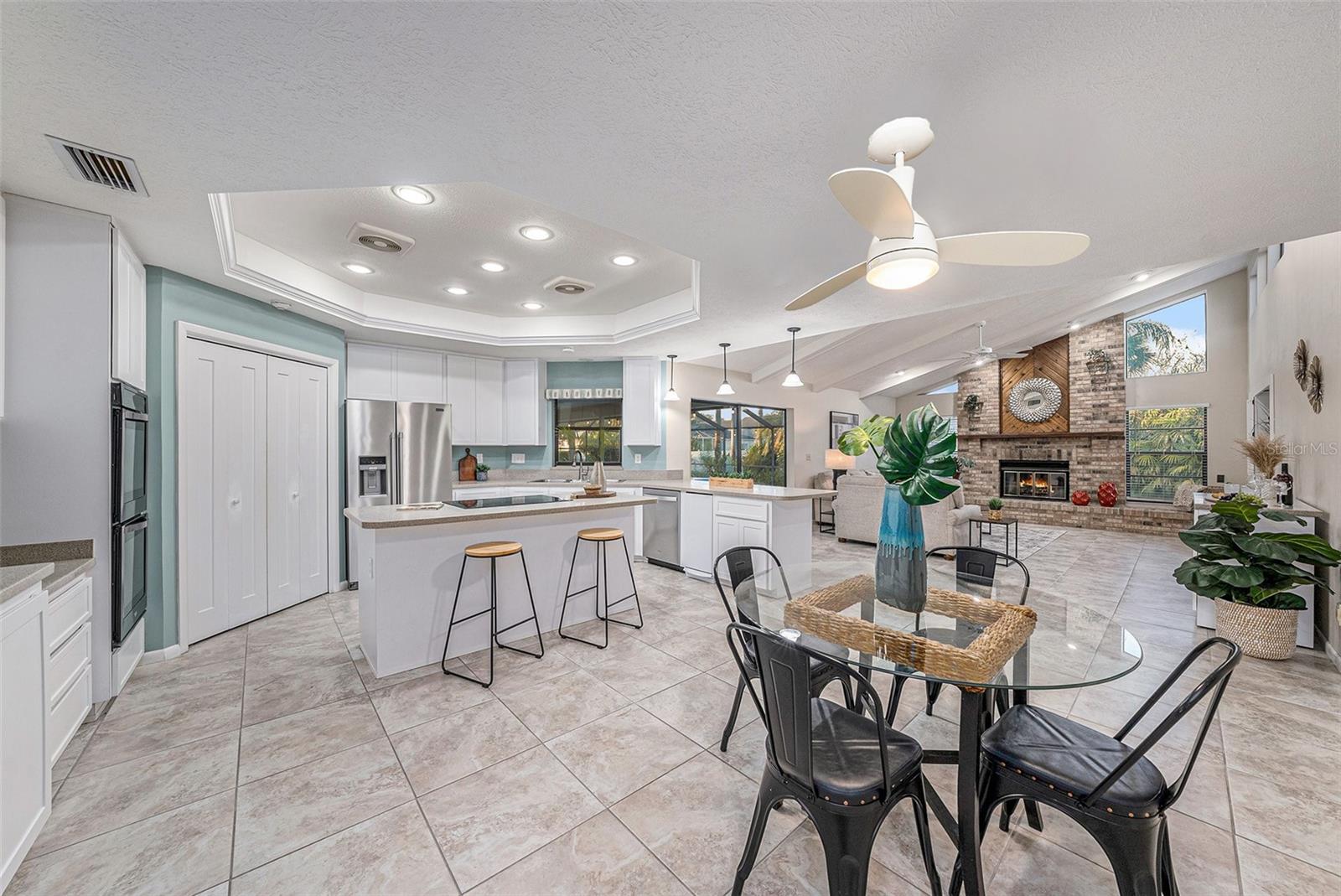 LAKE BERNADETTE GARDENS - Residential