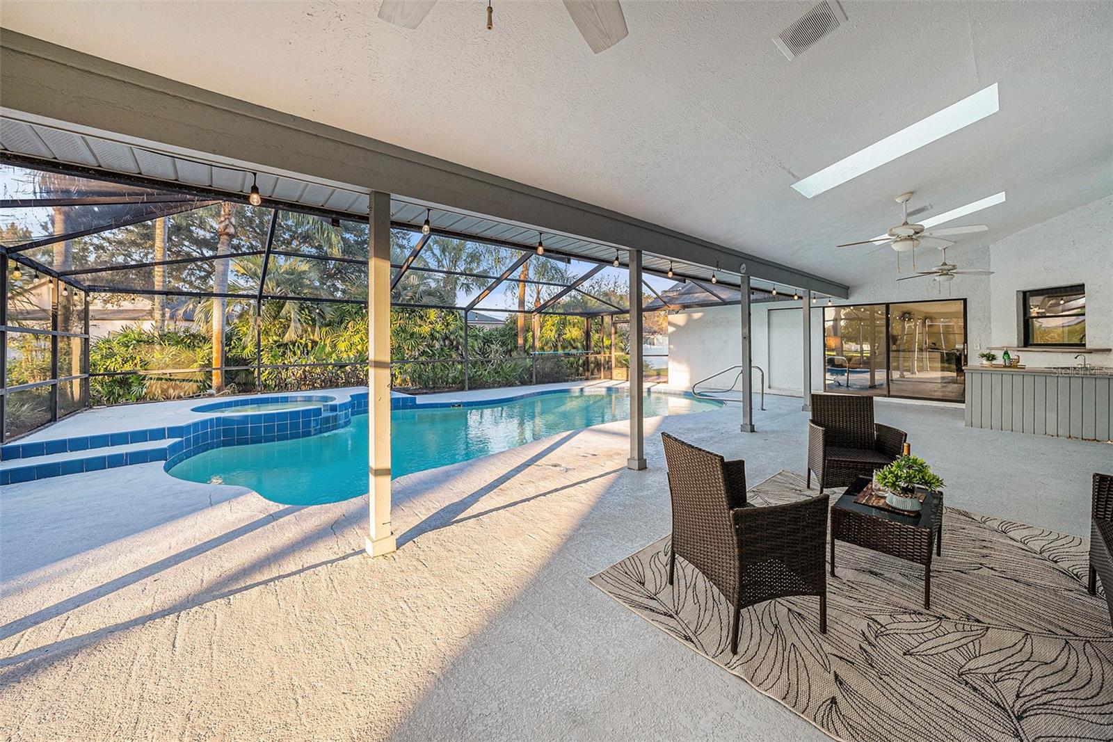 LAKE BERNADETTE GARDENS - Residential