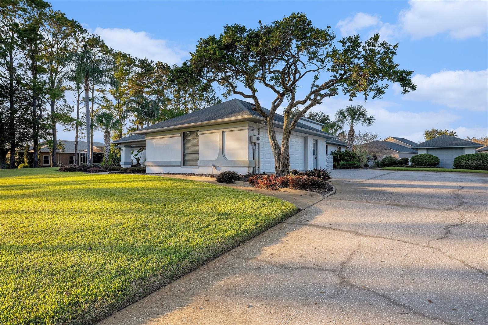 LAKE BERNADETTE GARDENS - Residential