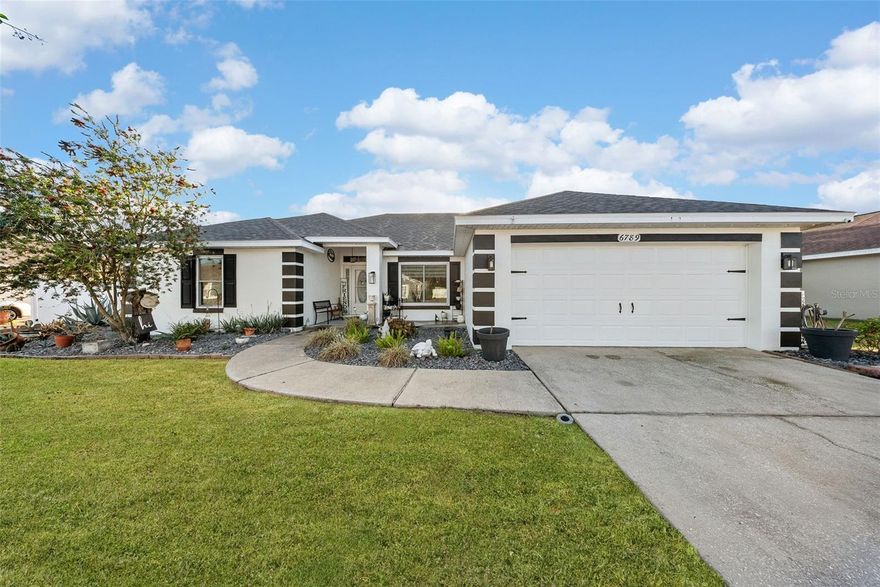 Welcome to this beautifully updated 4 bedroom, 3 bath home in the desirable Hampton Chase community! From the moment you walk in you'll notice the open floor plan, vaulted ceilings, recessed lighting and wood look flooring throughout.
The fully remodeled kitchen is a showstopper featuring quartz countertops, stainless steel appliances, a center island, designer pendant lighting and a stunning hexagon tile backsplash. A separate formal dining room and breakfast nook add even more space for gatherings.
The owner's suite offers a spa-like bathroom with a double vanity, designer tile flooring and a floor to ceiling marble walk-in shower with rain head and built-in shelving. Brand new carpet installed last month and a separate laundry room with washer and dryer convey. The Jack and Jill bath connecting two bedrooms is perfect for families.
Step outside to a screened lanai, large concrete patio with pergola, built-in fire pit, storage shed and a fully white vinyl fenced yard — with plenty of space to add a pool and make it your own Florida oasis. The roof was replaced in December 2024, AC is 2019, transferable hurricane window warranty and cabinetry lifetime warranty convey.
Located just 35 miles from Downtown Tampa and 55 miles from Downtown Orlando with easy access to I-4, this home puts you in the heart of one of Florida's fastest growing cities with major healthcare, business and infrastructure investments underway.
Schedule your showing today!