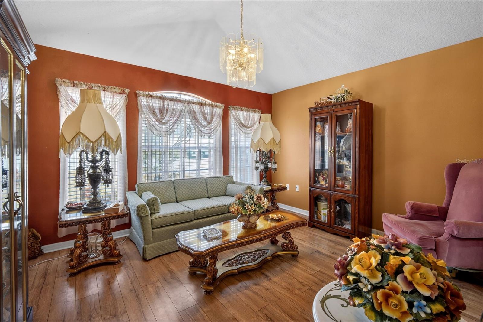 SPRING RIDGE - Residential