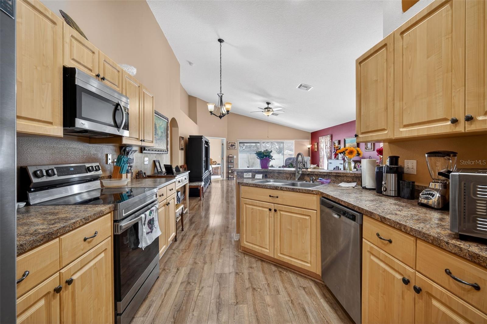 SPRING RIDGE - Residential