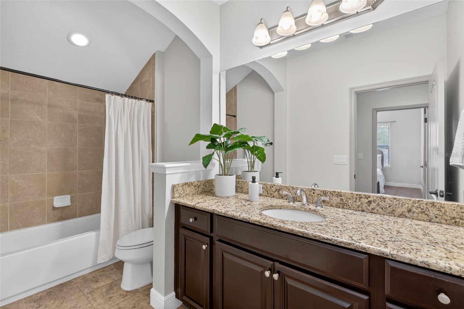 CRENSHAW RESERVE - Residential