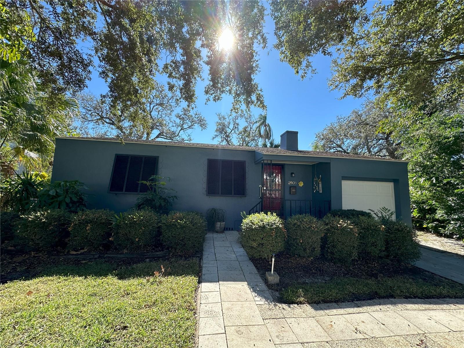 Live in the heart of South Tampa’s desirable Bayshore Beautiful neighborhood at an unbeatable price! This charming 2-bedroom, 2-bath single-family home with a single attached garage offers the perfect opportunity to enjoy one of Tampa’s most walkable, tree-lined communities without breaking the bank. Featuring a spacious layout, comfortable living areas, and a large private yard, this home is ideal for roommates, professionals, or anyone looking for a cozy space close to Bayshore Blvd, Ballast Point, and top dining and shopping spots. Easy rental application process, quick approvals, and flexible lease terms make moving in a breeze. Pets considered with owner approval. Don’t miss your chance to live in South Tampa for less—schedule a showing today!