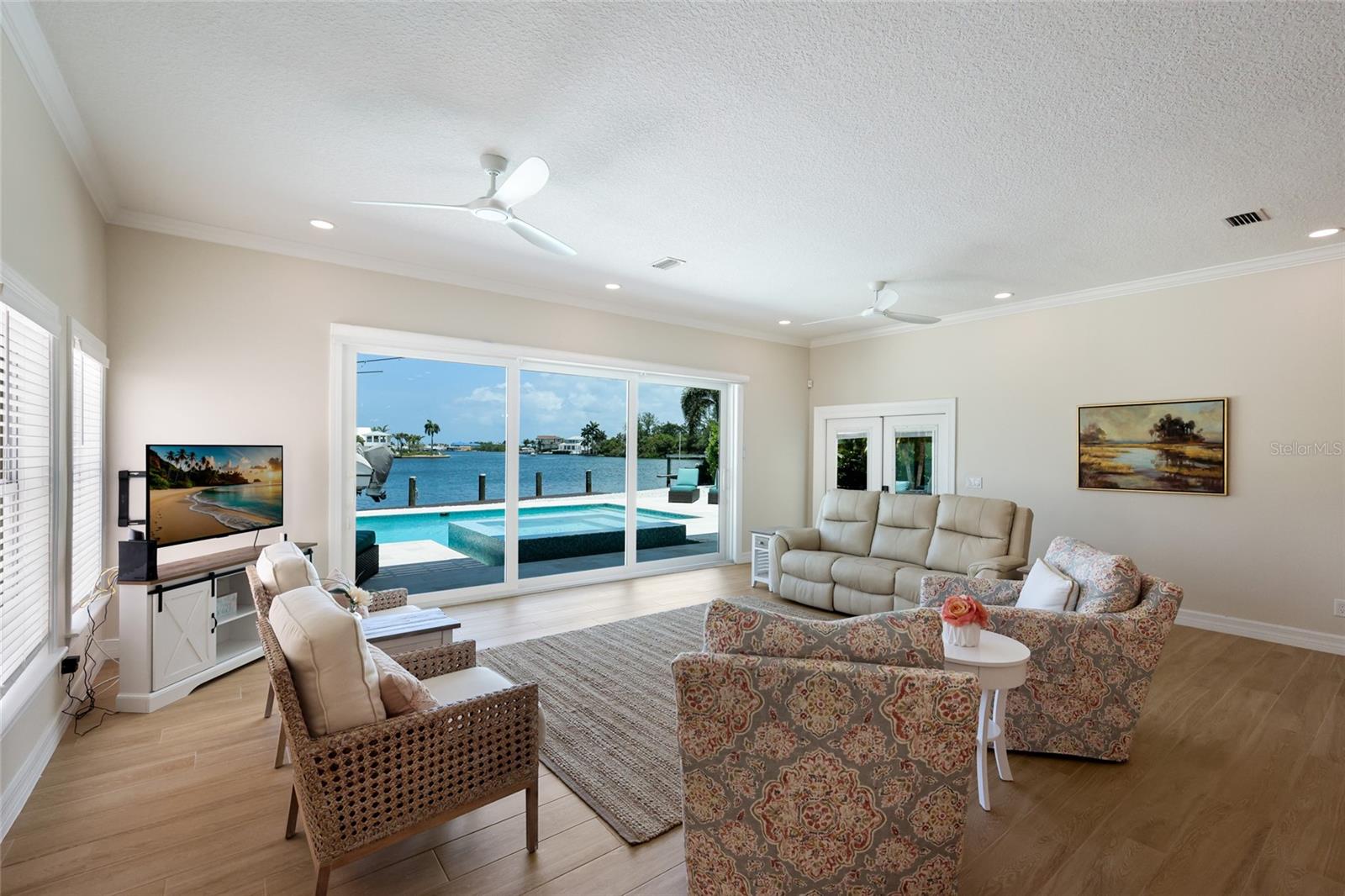 532 70th Street, Holmes Beach, Manatee, 34217, United States, 5 Bedrooms Bedrooms, ,5 BathroomsBathrooms,Residential,For Sale,532 70th Street,A4693681