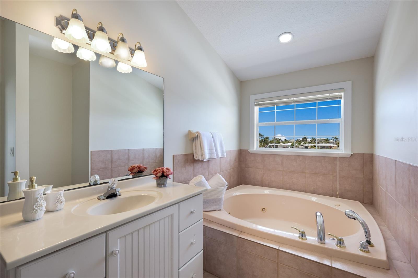 532 70th Street, Holmes Beach, Manatee, 34217, United States, 5 Bedrooms Bedrooms, ,5 BathroomsBathrooms,Residential,For Sale,532 70th Street,A4693681