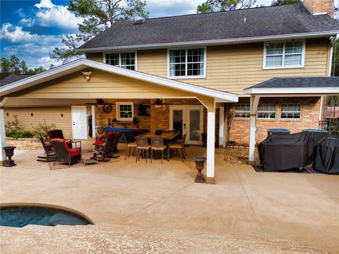 A home in LAKE CITY