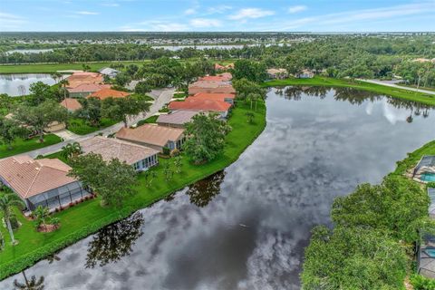 A home in PORT CHARLOTTE