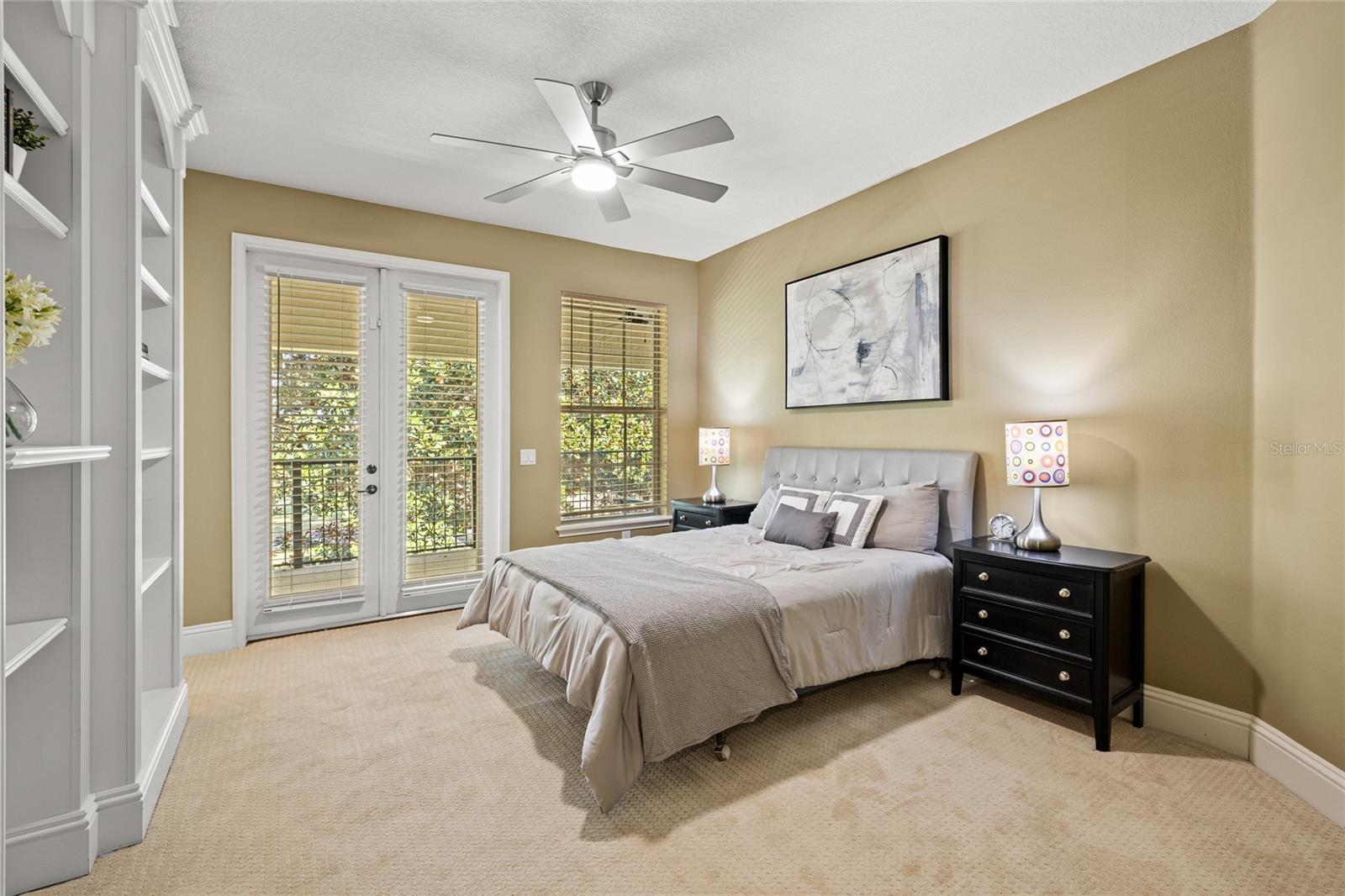 KEENES POINTE - Residential