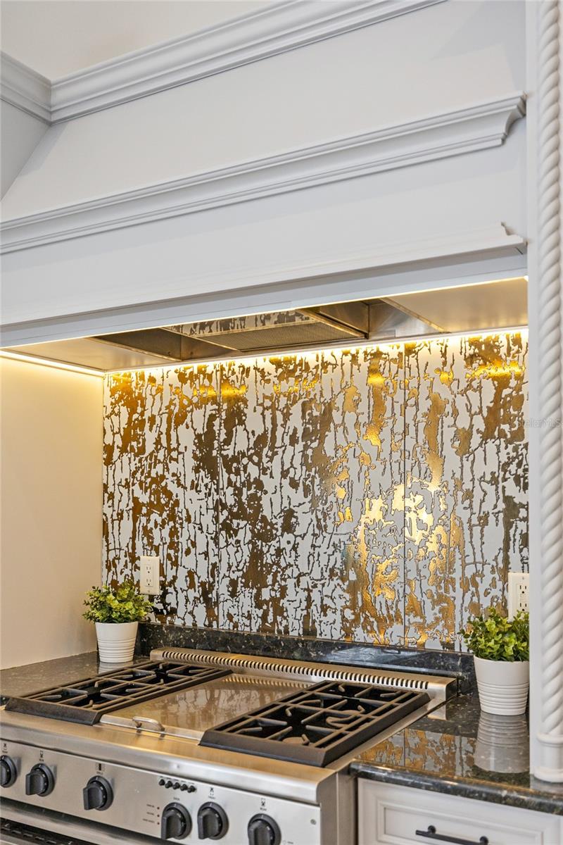 KEENES POINTE - Residential