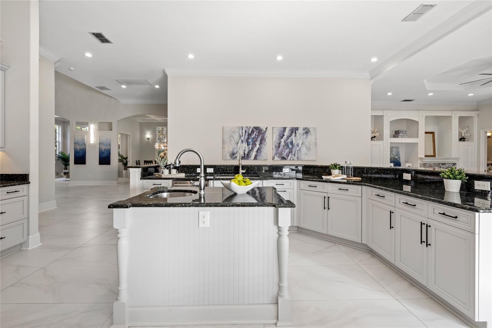 KEENES POINTE - Residential