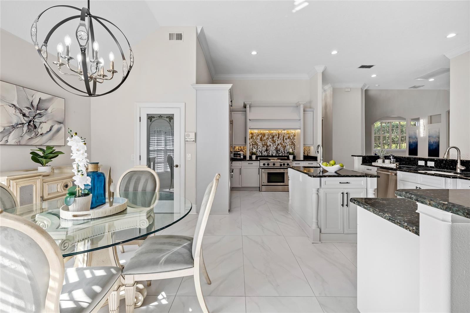 KEENES POINTE - Residential