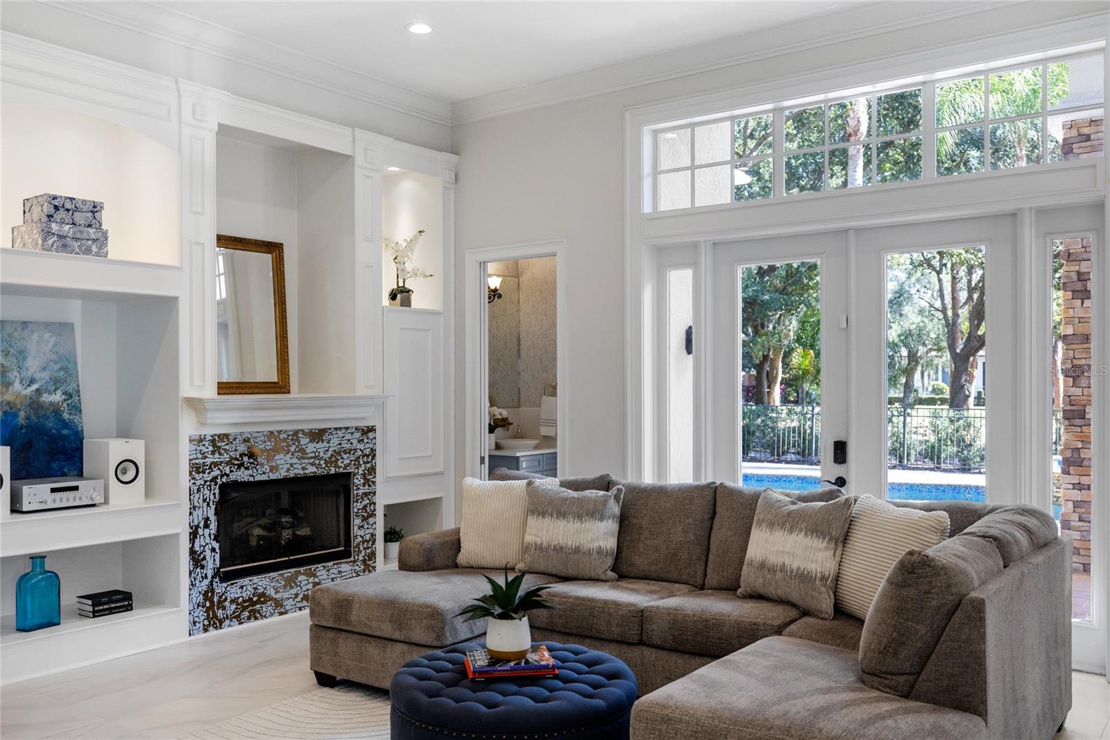 KEENES POINTE - Residential