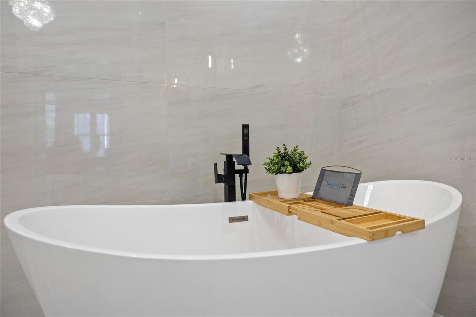 KEENES POINTE - Residential