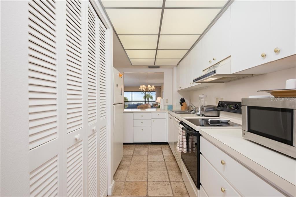 LONGBOAT TERRACE - Residential Lease