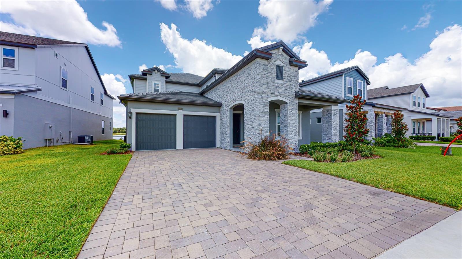 SAND LAKE SOUND - Residential