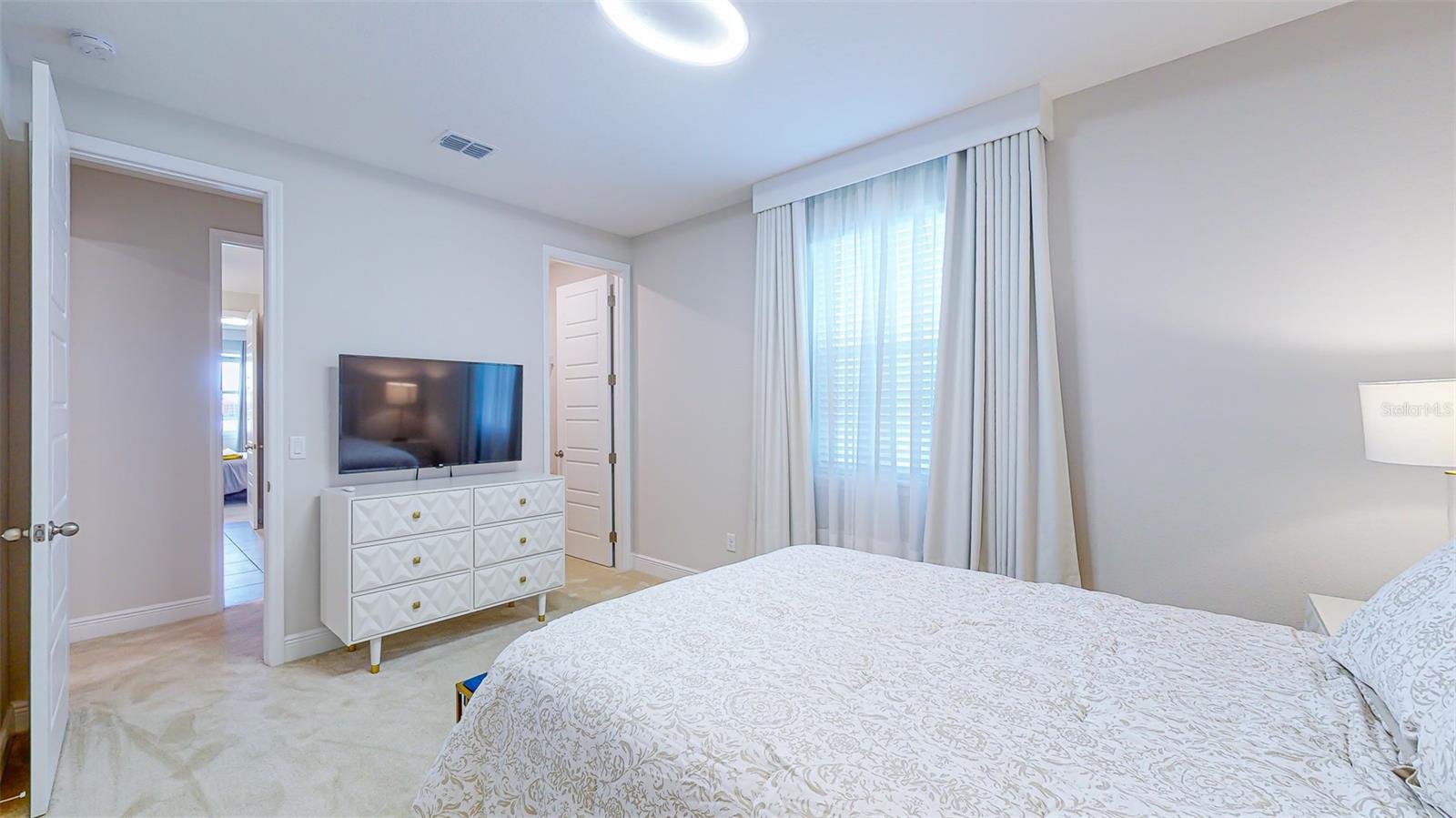SAND LAKE SOUND - Residential