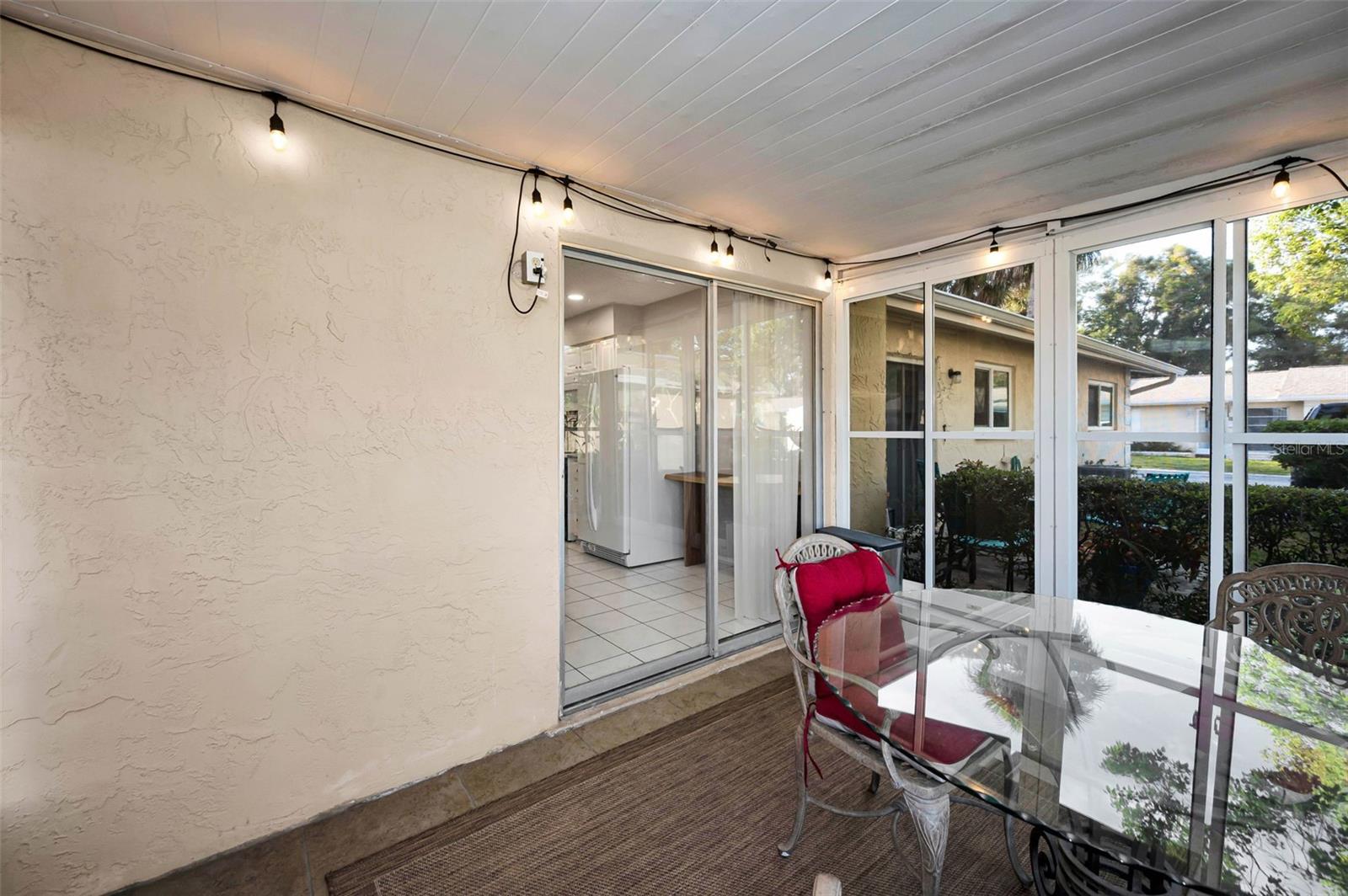 HEATHER HILL APTS - Residential