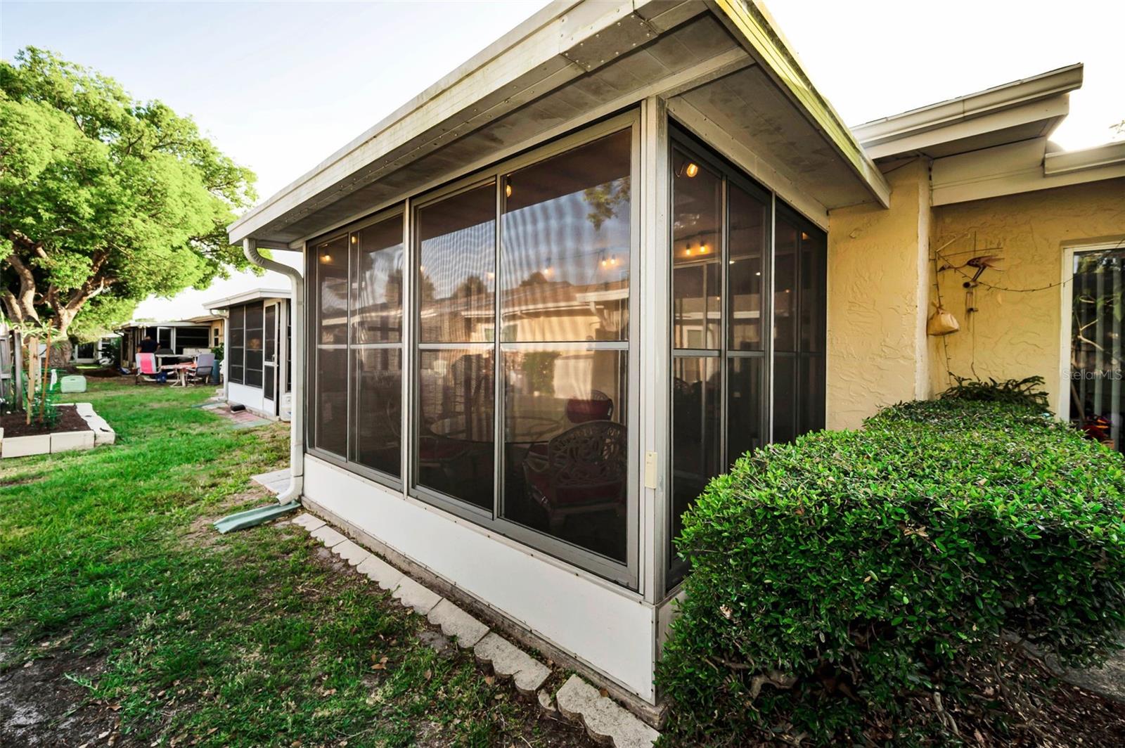 HEATHER HILL APTS - Residential