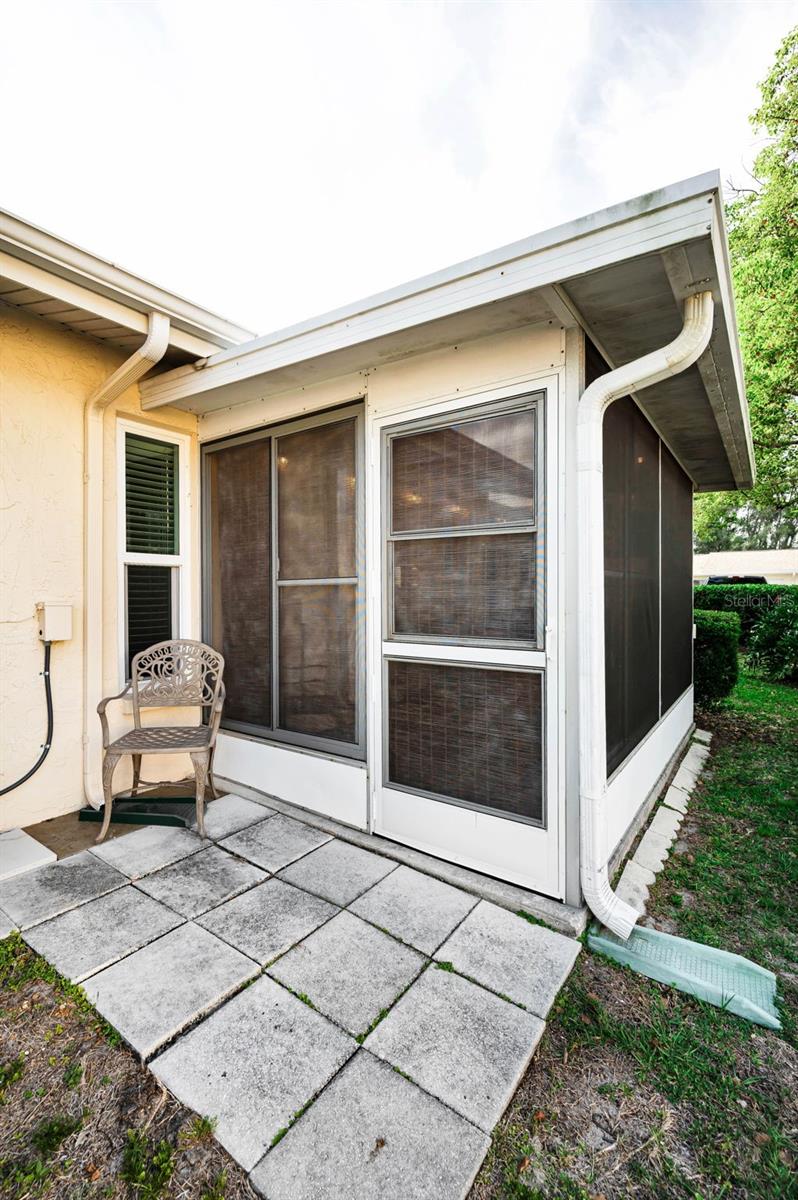 HEATHER HILL APTS - Residential