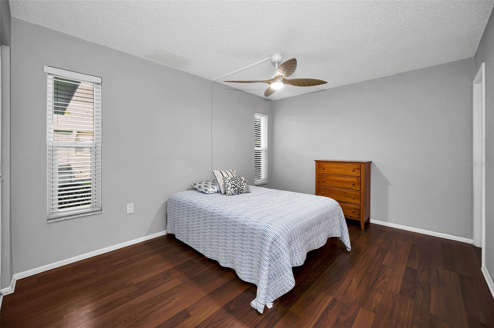 HEATHER HILL APTS - Residential