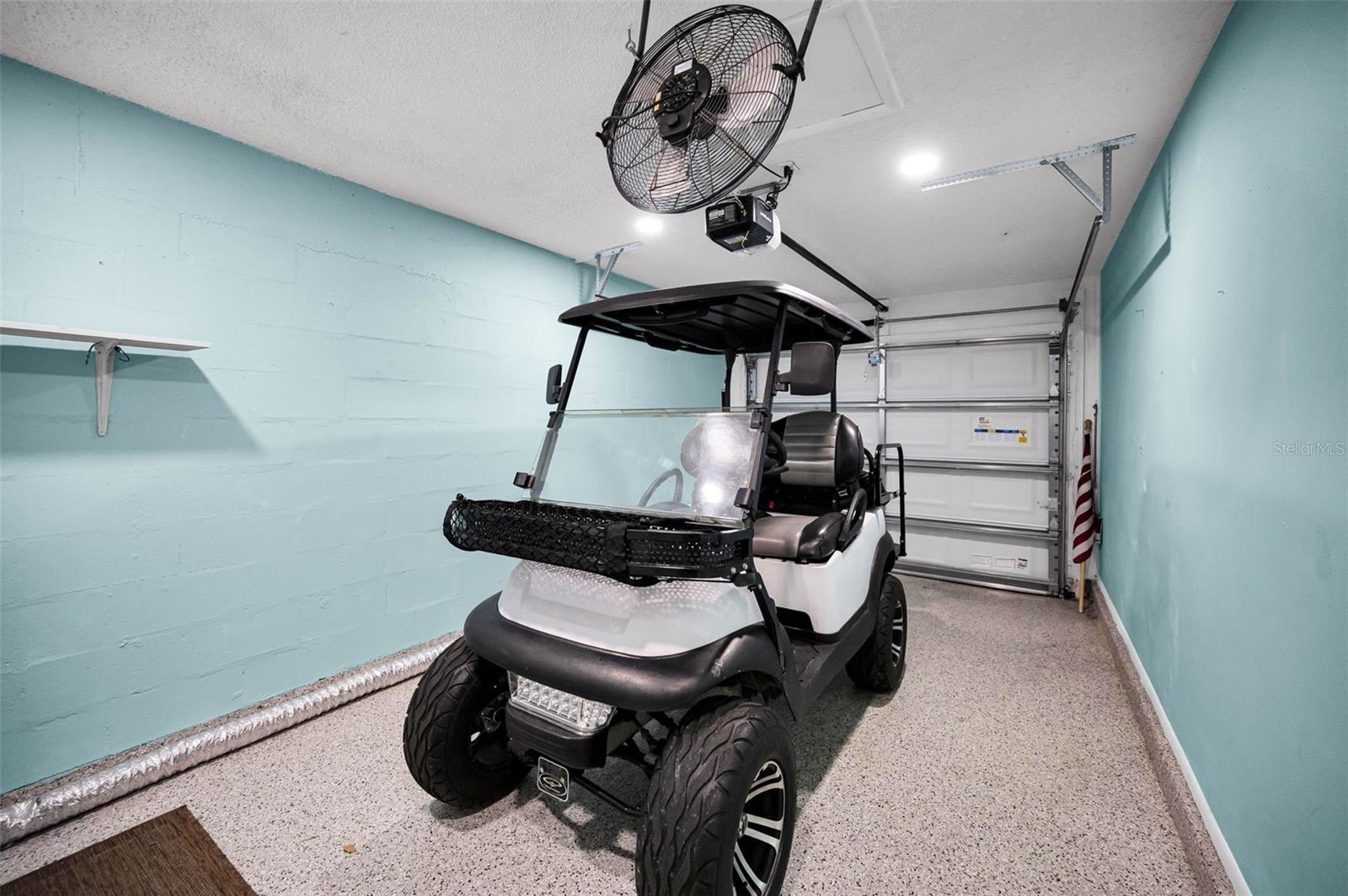 HEATHER HILL APTS - Residential