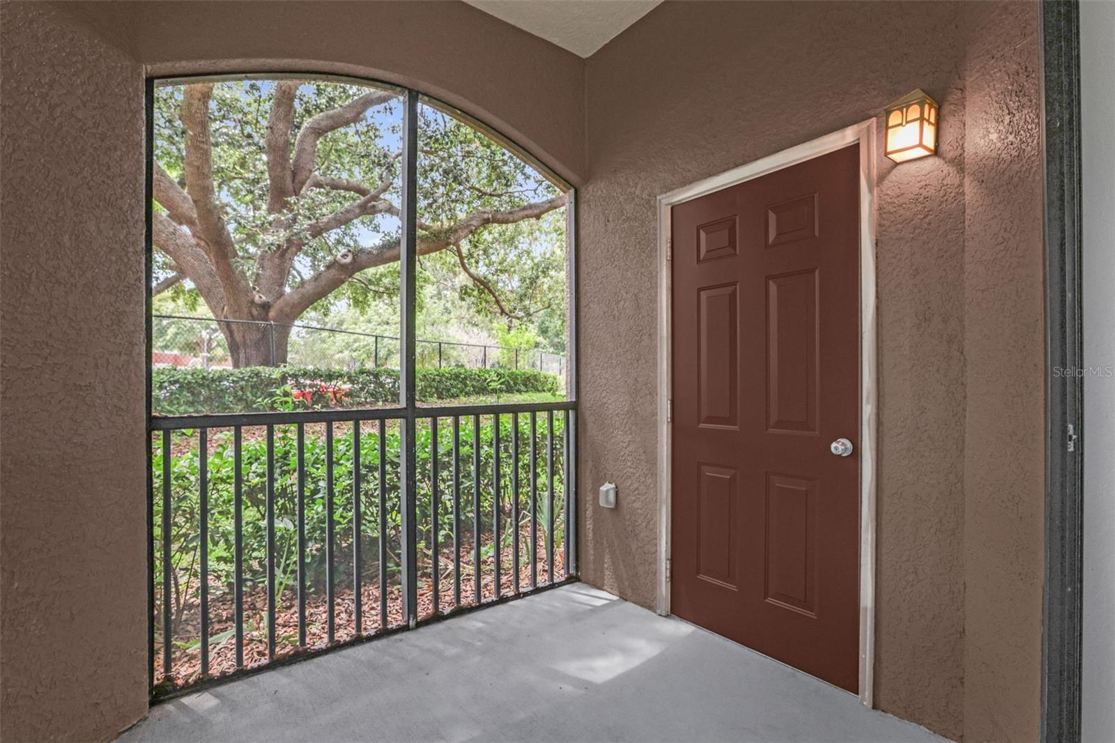 SERENATA CONDO - Residential