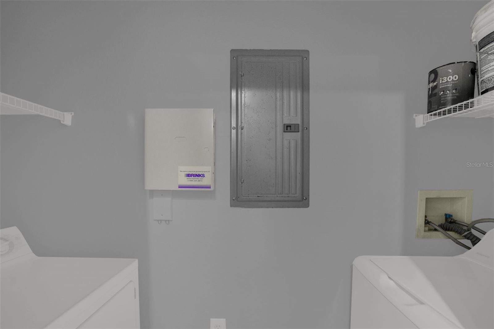 SERENATA CONDO - Residential
