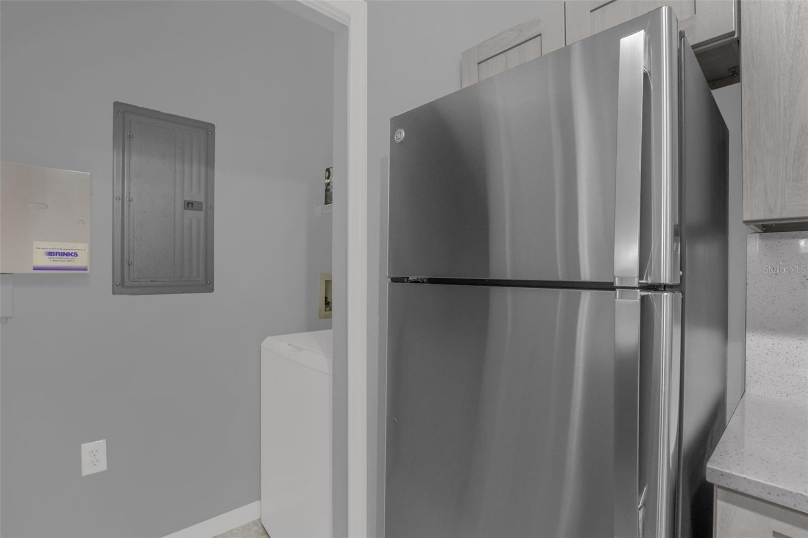 SERENATA CONDO - Residential