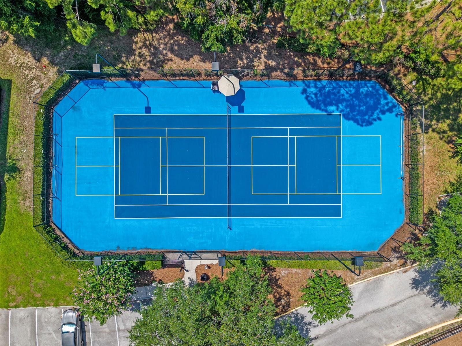 SERENATA CONDO - Residential